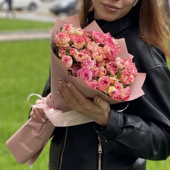 15 кустовых роз Лотус