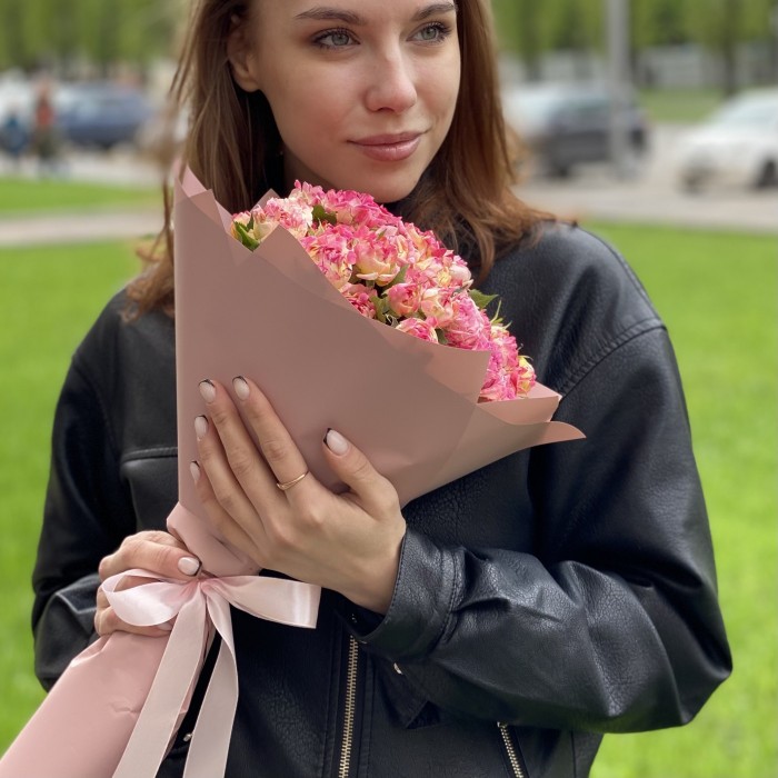 15 кустовых роз Лотус