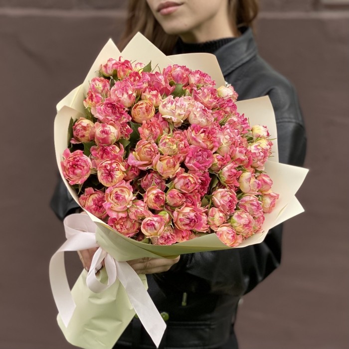 25 кустовых роз Лотус 50 см