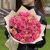 Дуэт из 25 кустовых роз Лотус и Глория