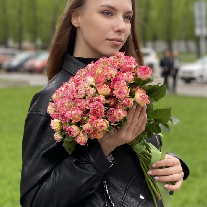 Роза кустовая Лотус