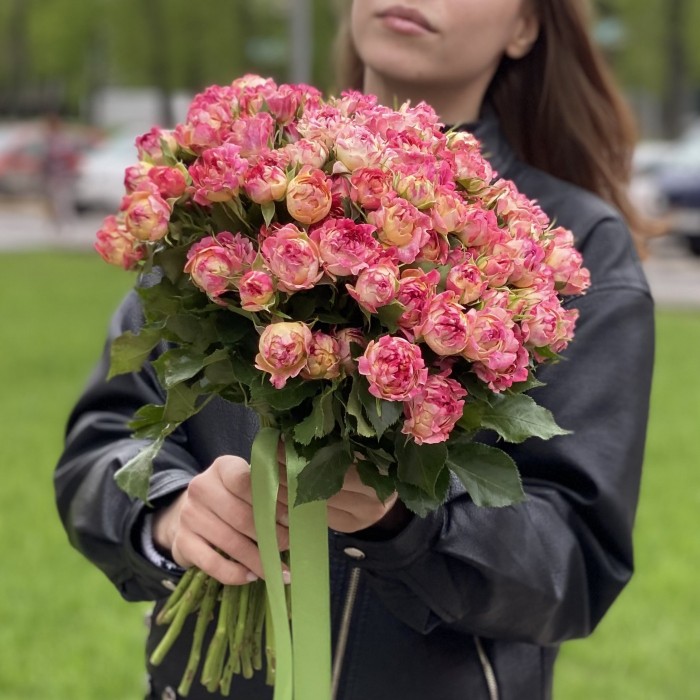 Роза кустовая Лотус