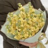 Букет из ароматной желтой маттиолы