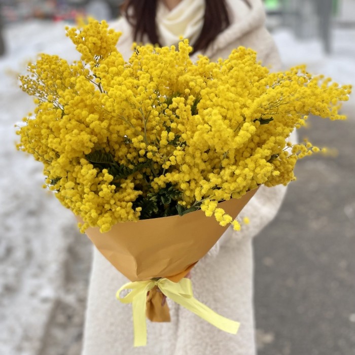 Букет из  ароматной мимозы 500г