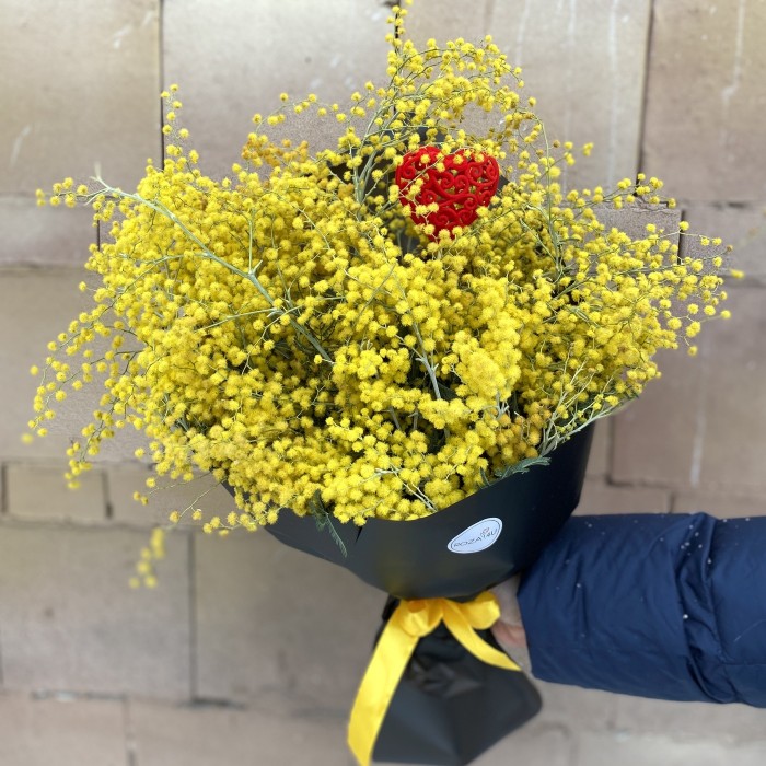 Букет ароматной мимозы