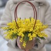 Мини композиция из мимозы