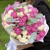 Дуэт кустовых роз Мисти Баблс и Сноу Бабл