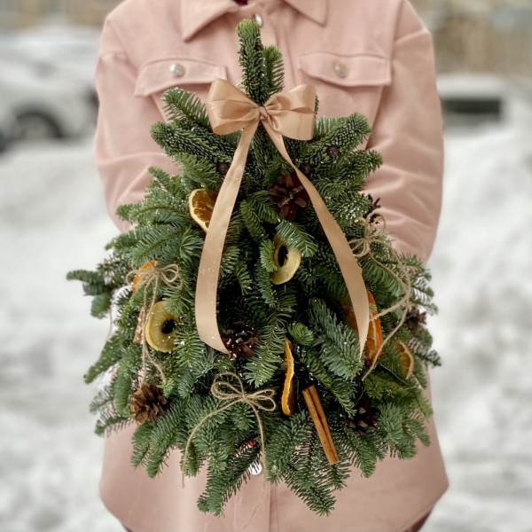 Елка декорированная Кантри