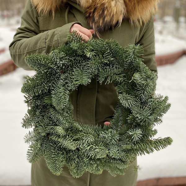 Венок из нобилиса