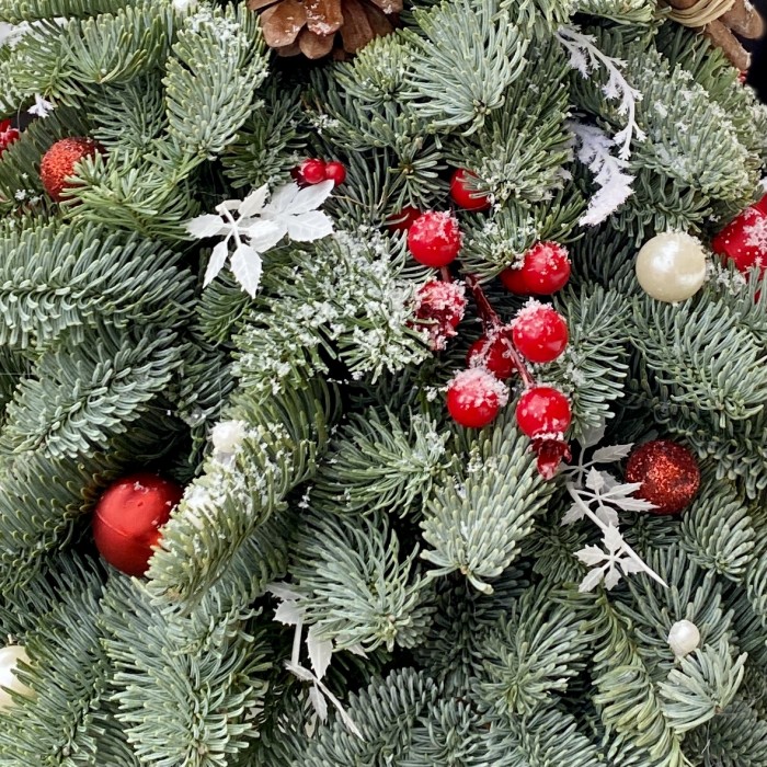 Елка декорированная С новым годом