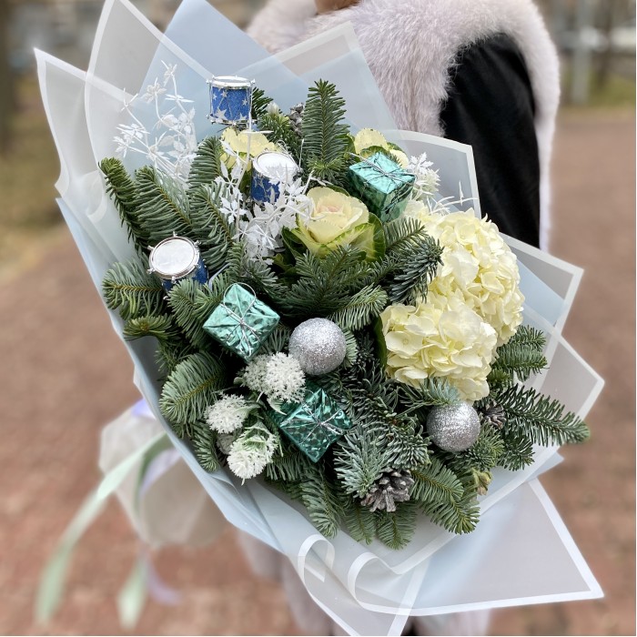 Новогодний букет Рождественский мороз