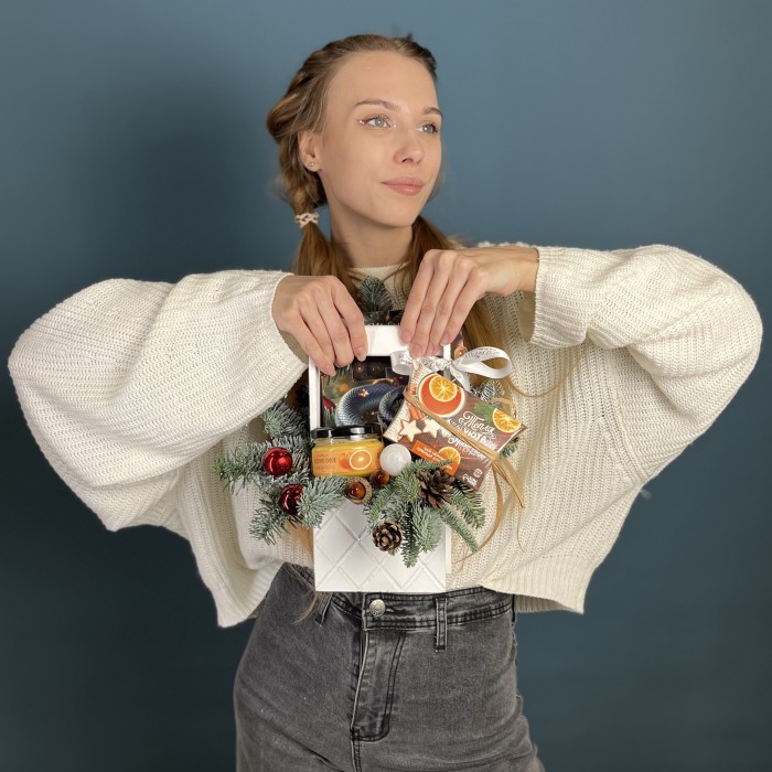 Новогодний подарок Вкусный сюрприз