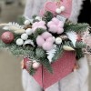 Новогодняя композиция Розовые коньки
