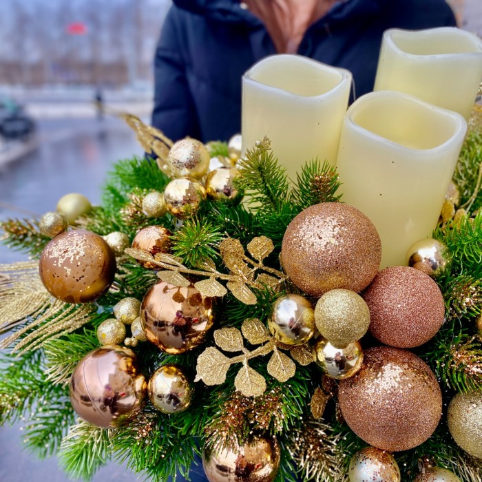 Новогодняя композиция Золотой блеск