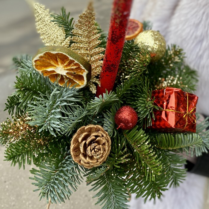 Новогодняя корпоративная композиция Свеча