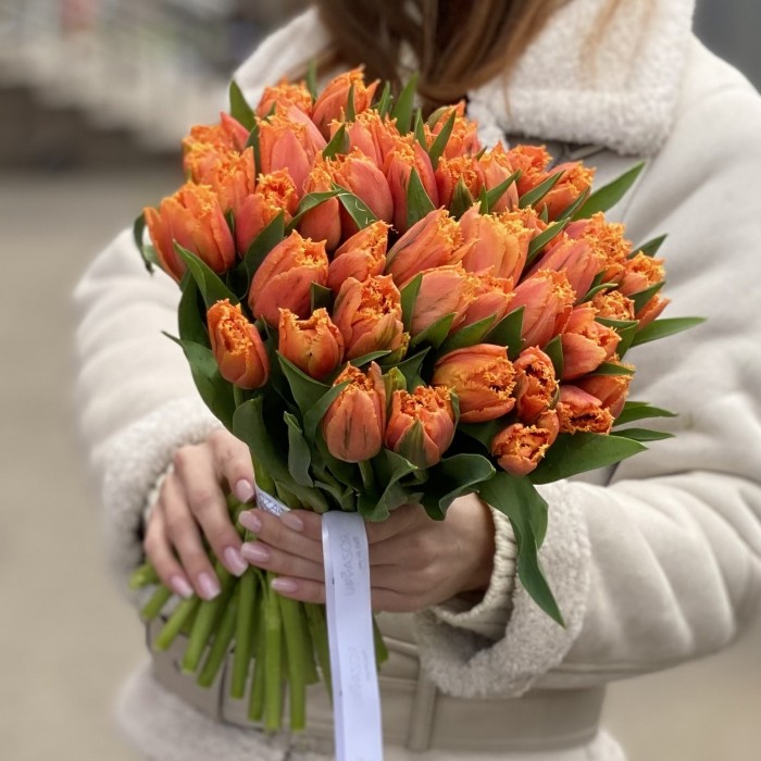 Оранжевые махровые тюльпаны Оранж пэшн