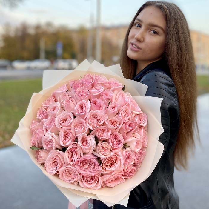 51 ароматная роза Pink Ohara
