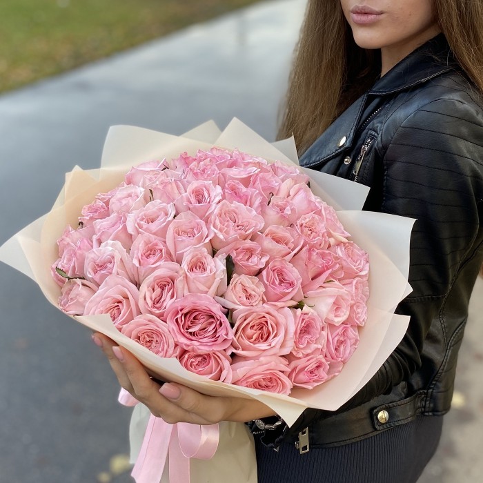 51 ароматная роза Pink Ohara