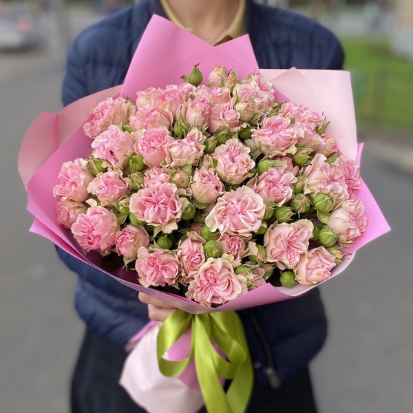 Букет из кустовых роз Sweet flow