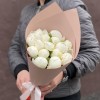 Букет из 15 белых пионов