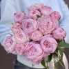 Букет из 15 нежно-розовых пионов Сара Бернар