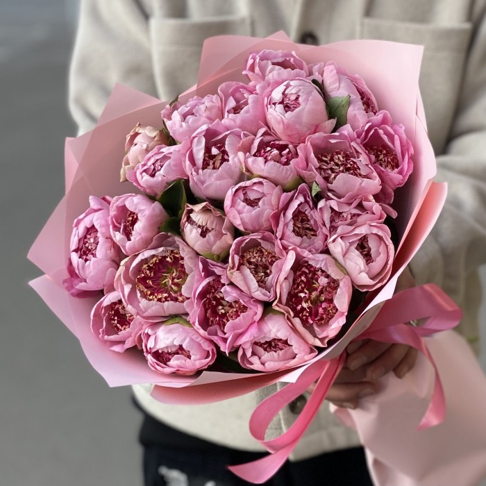 25 светло-розовых мини пионов