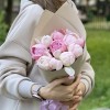 9 нежно-розовых пионов Гардения