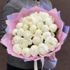 Букет из 25 белых пионов