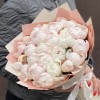 Букет из 25 кремовых пионов Фестива