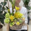 Солнечная пасхальная композиция