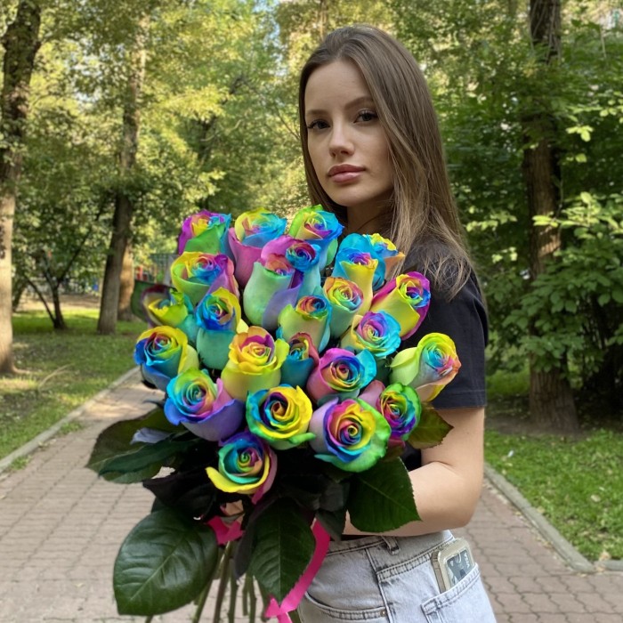 Радужные розы