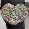 Сердце с радужной гипсофилой