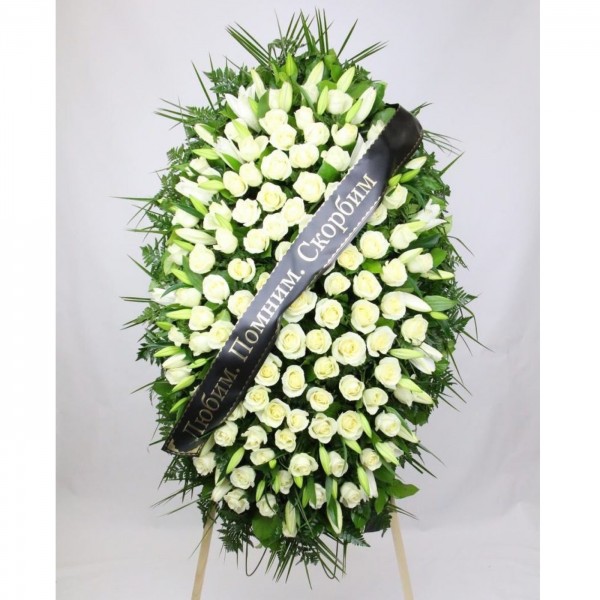 Ритуальный венок из живых цветов 100-170 см. № 11