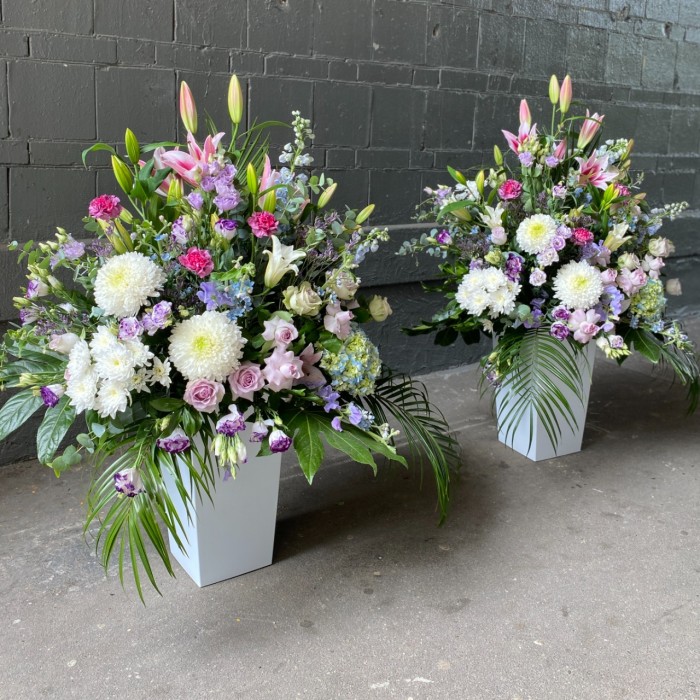 Напольная композиция в розовых тонах