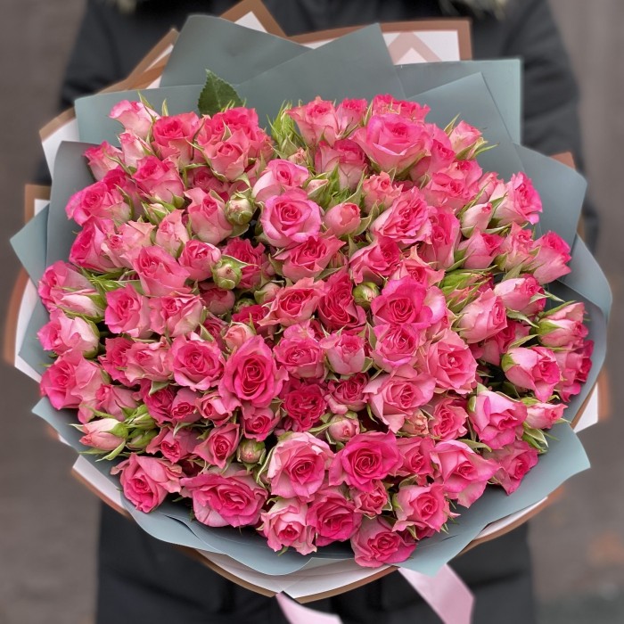 25 кустовых роз Рупски 40см