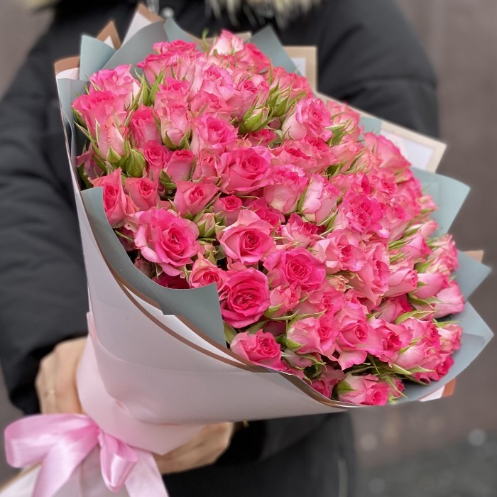 25 кустовых роз Рупски 40см