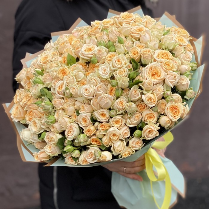 51 кремовая кустовая роза Тринити 40см