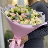 15 кустовых роз Гуд Муд с эвкалиптом