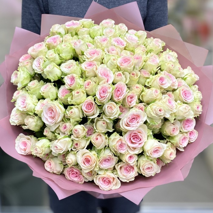 25 кустовых роз Гуд Муд