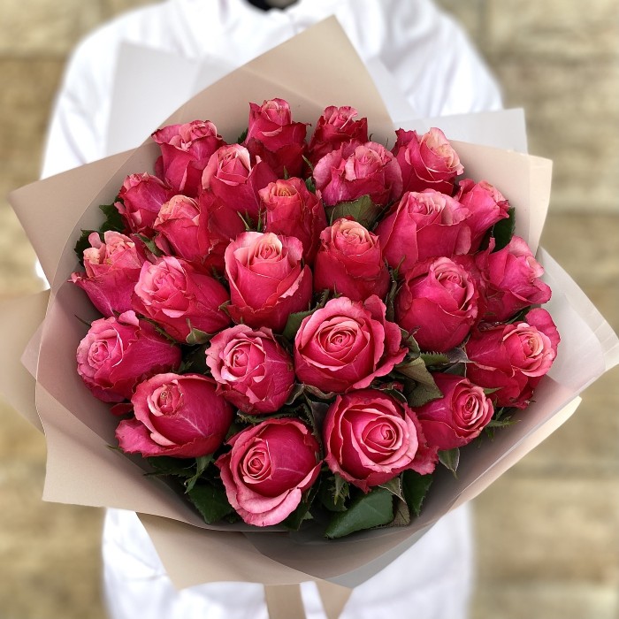 25 роз Помпиду