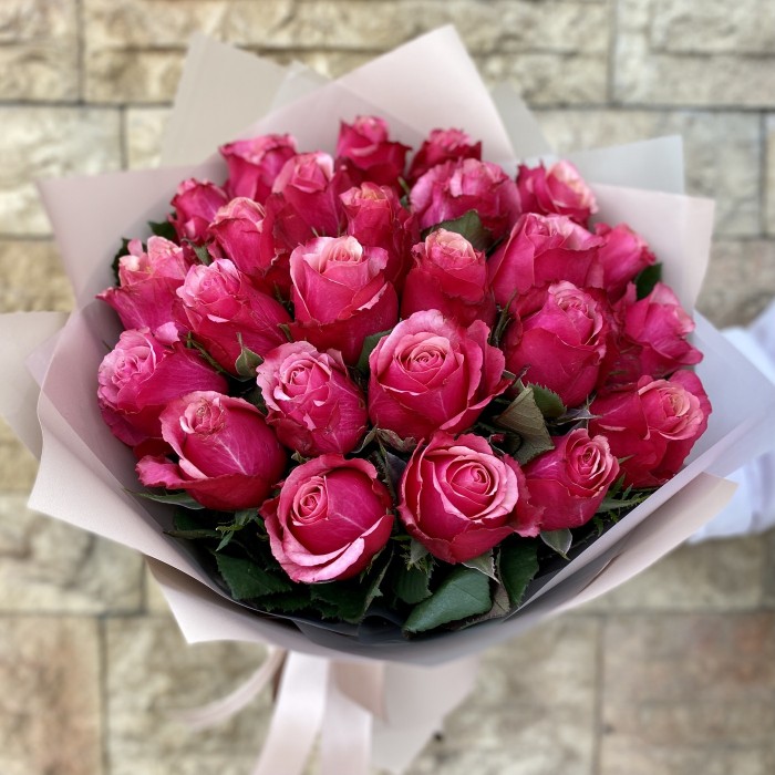 25 роз Помпиду