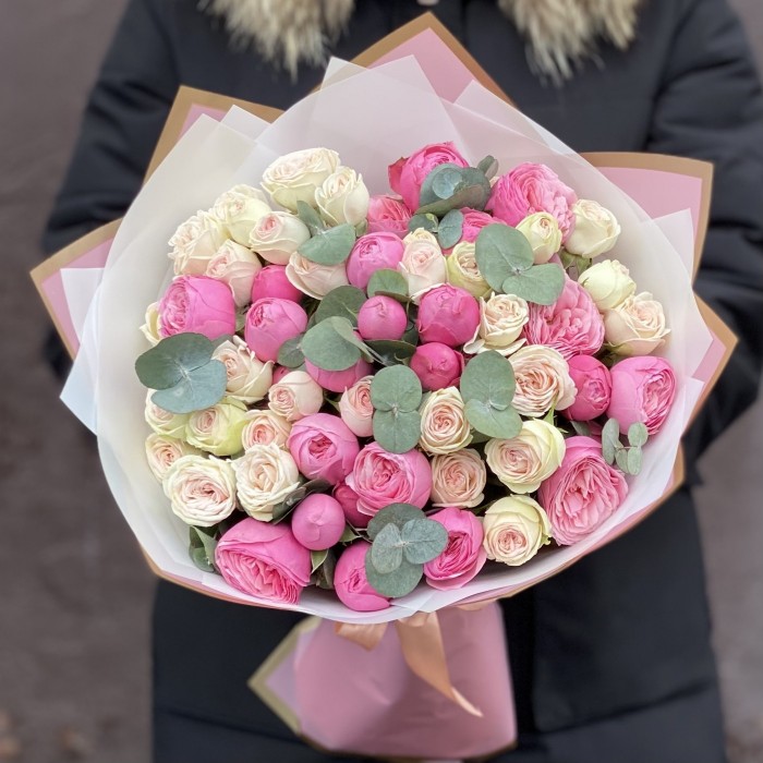 Букет кустовых роз Свит Джелато и Сильва Пинк