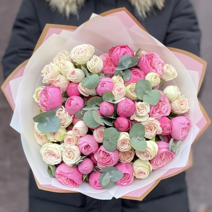 Букет кустовых роз Свит Джелато и Сильва Пинк