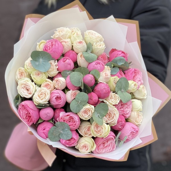 Букет кустовых роз Свит Джелато и Сильва Пинк