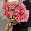 Кустовая роза Файрворкс с альстромерией