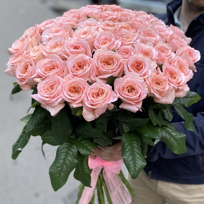 51 розовая роза Лондон Ай