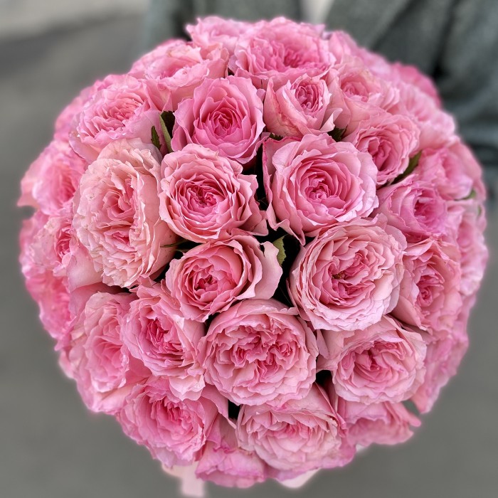 Пионовидные розы Mayra’s Pink в фиолетовой коробке Large