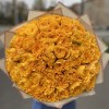 51 оранжевая пионовидная роза