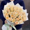 35 персиковых роз Кашмир