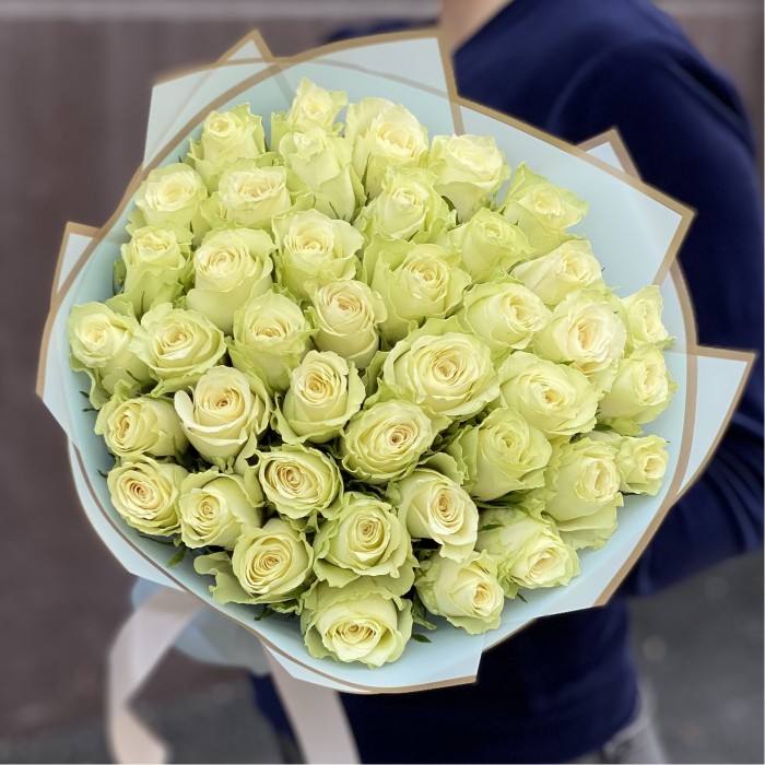 41 белая роза Атена